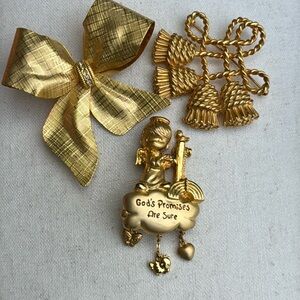 3 holiday themed brooches